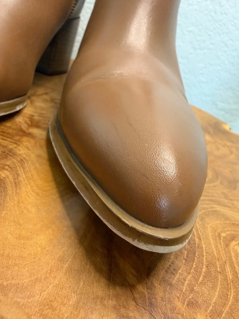 Michael Kors Booties Women's sz 9.5M Block‎ Heel Ankle Boots Brown